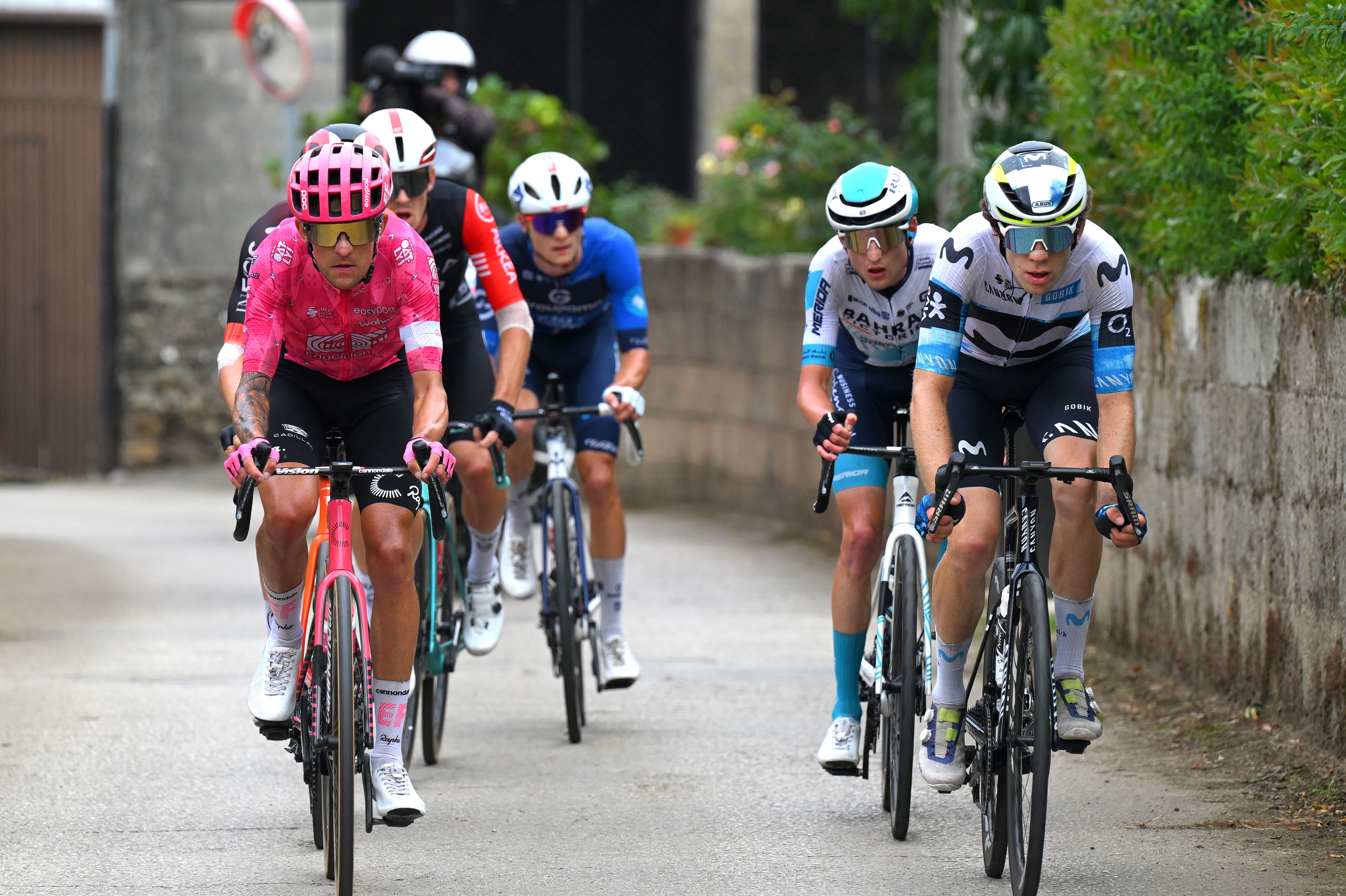 Break on stage 12 of La Vuelta 2025.