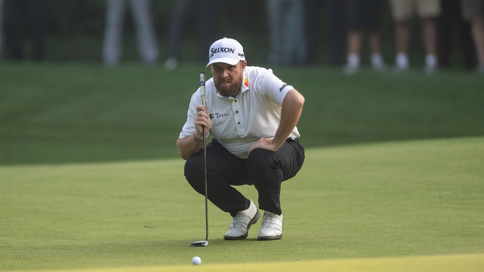 Lowry one shot off the lead at India Championship
