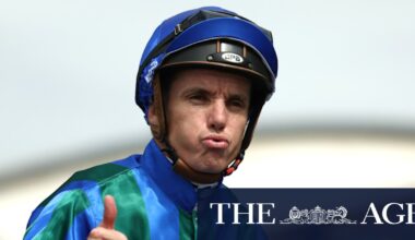 Clark puts faith in Private Harry to aim up for assault on Everest