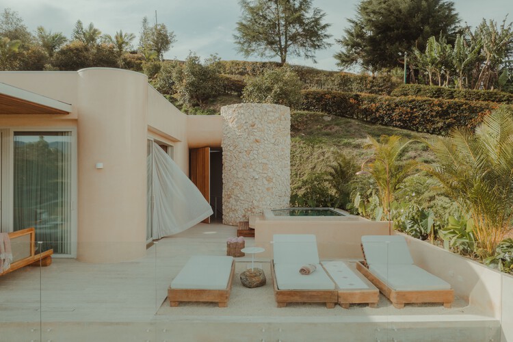 Covva House / Bon Studio - Exterior Photography