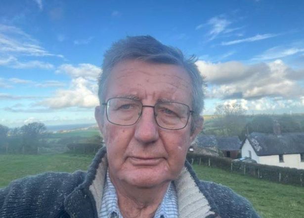 Retired consultant Jonathan Osborne FRCS, a former ear, nose and throat surgeon at Ysbyty Glan Clwyd, is heading the BEDS - End corridor care in A and E Facebook group campaign. 