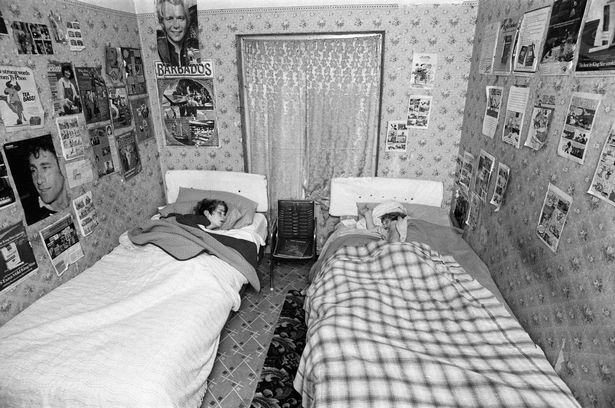 Psychic Phenomenon, The Enfield Poltergeist Goings on at the Hodgson household in Green Street, Enfield.  The children's bedroom where many of the events happened.12th September 1977.