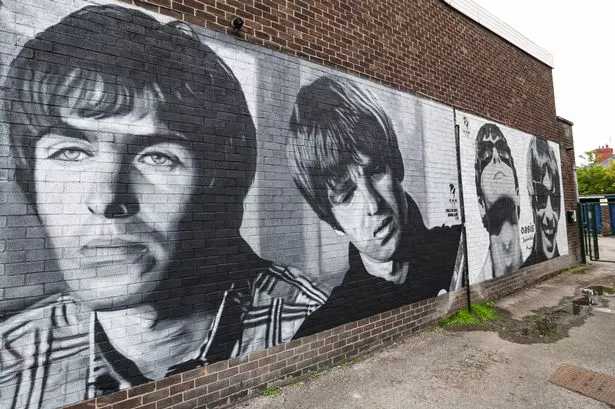 More Oasis street art has been unveiled in the part of Manchester the Gallagher brothers grew up in