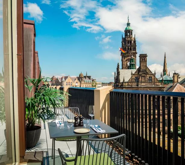 Raddison Blu Hotel Sheffield offers stunning views of the town hall and the peace gardens