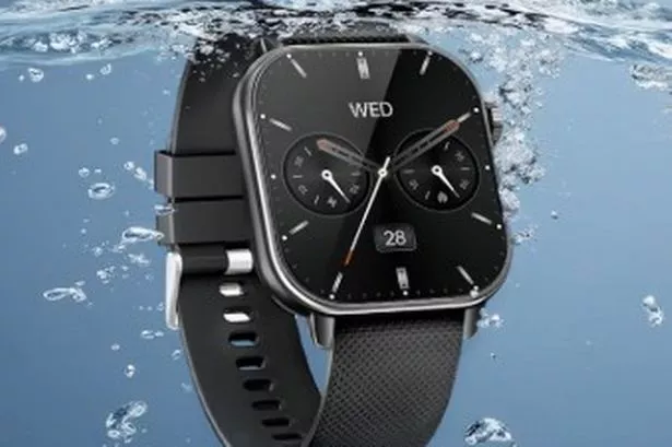 Amazon's £30 smartwatch reduced from £200 rivals Apple and looks 'expensive'