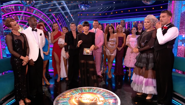 La Voix and Aljaž Skorjanec performed the Waltz to Feed The Birds