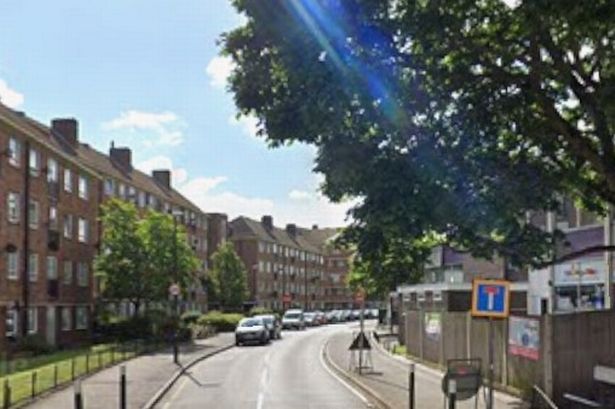 Armfield Crescent in Mitcham