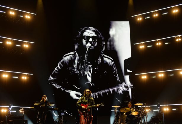 The band are set to make an announcement on Friday (October 17)