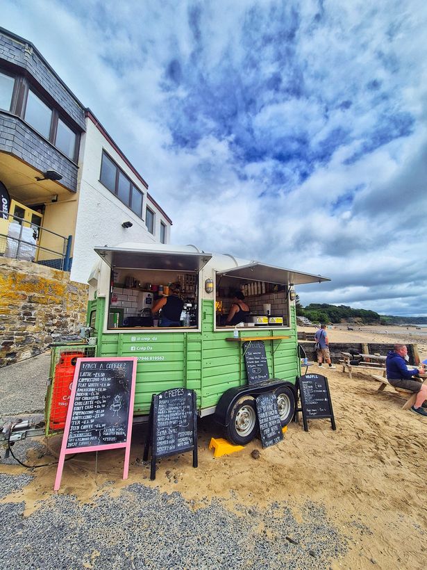 On Saundersfoot's golden sands, you'll find Crêp Da