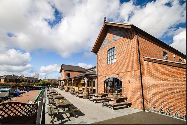 Outside the Crown Wharf in Stone, Staffordshire