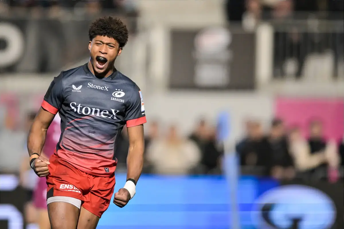 Teenage sensation Noah Caluori called up to England training squad