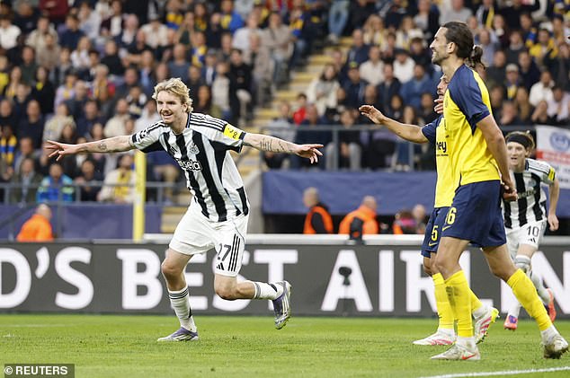 Nick Woltemade was keen to take the penalties off Gordon, but he still got on the scoresheet as Toon ran riot