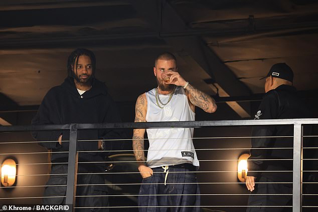 Justin enjoyed the night with his friends