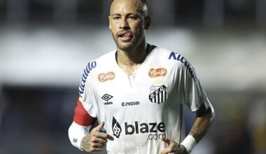 Inter Miami are considering signing Neymar when his Santos contract expires