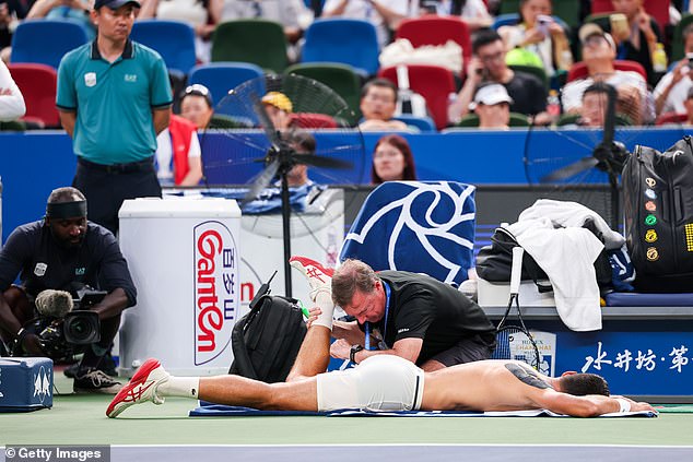 He was struggling with injury significantly and needed aid from the physio during the first set