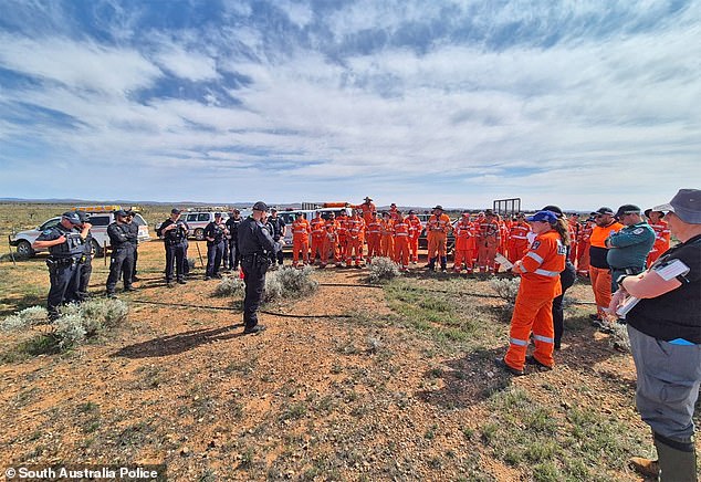 Hundreds of people scoured the surrounding area in the intervening days including police, SES volunteers and members of the Australian Defence Force, in the search for Gus