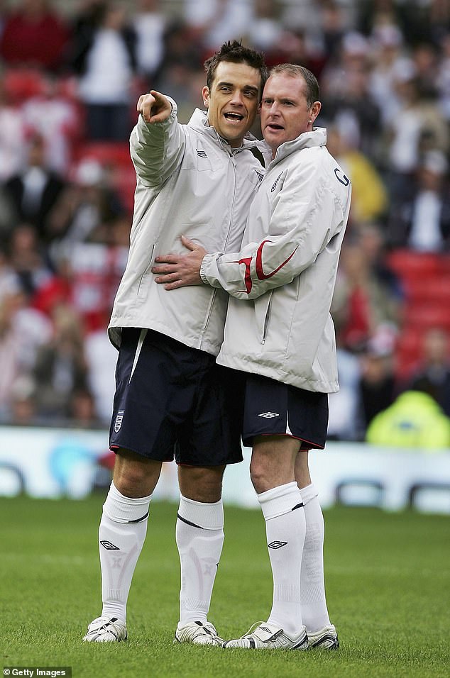 Robbie Williams and Paul Gascoigne on the pitch at Soccer Aid in 2006