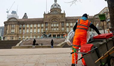 Birmingham City Council has been accused of miscalculating the cost of equal pay claims and driving the authority into bankruptcy needlessly