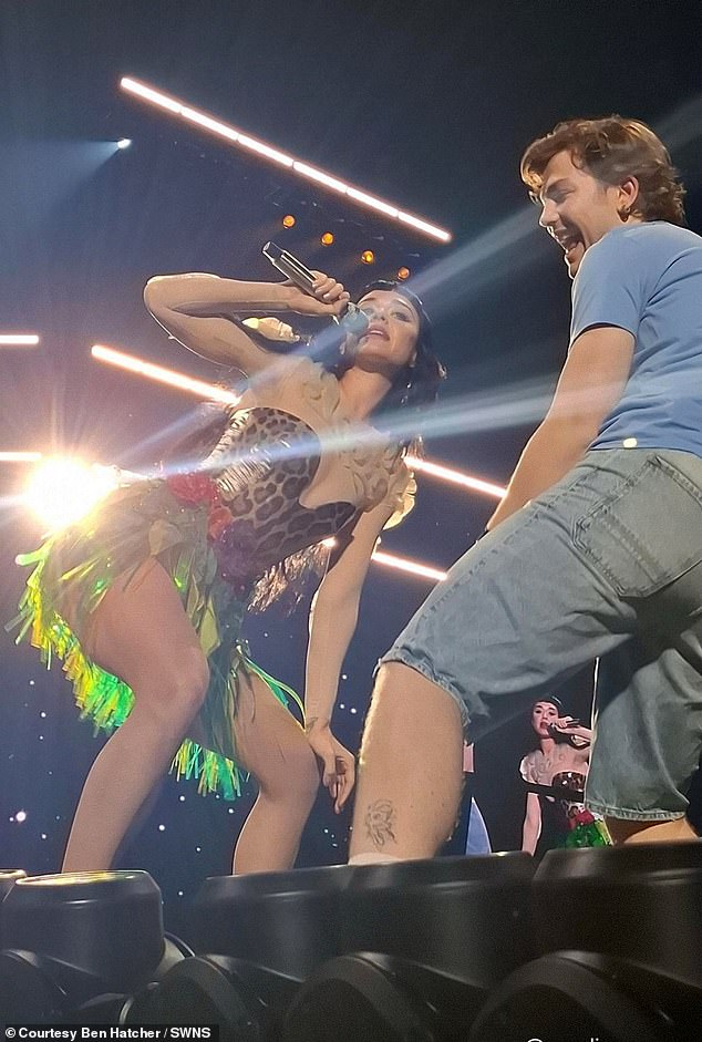 The twerking singer embraced Ben with a hug before she sang an off-the-cuff song about his Peak District village, Monyash
