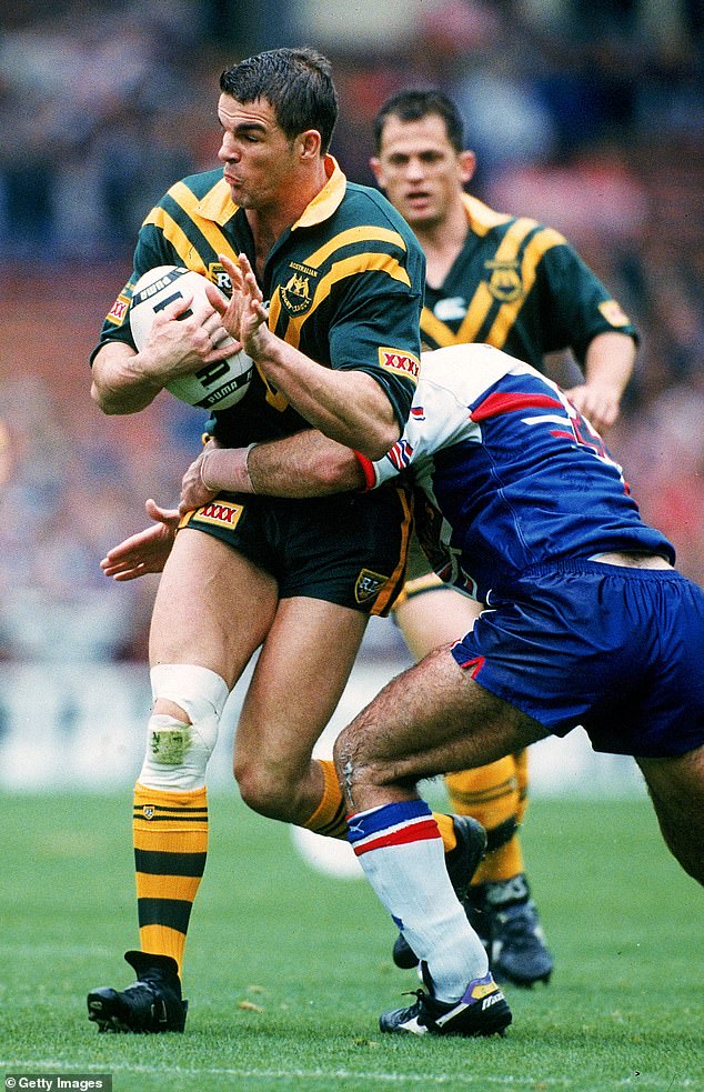 Roberts believes that rugby league has to do more to improve attitudes, stating: ¿Rugby league had an opportunity 30 years ago to be a world leader in and around this space.