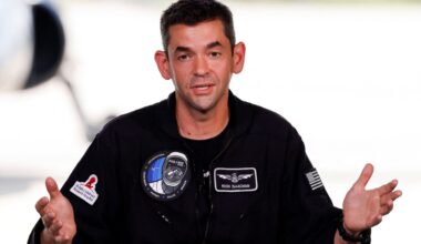 Trump meets with Isaacman about top NASA job after pulling nomination
