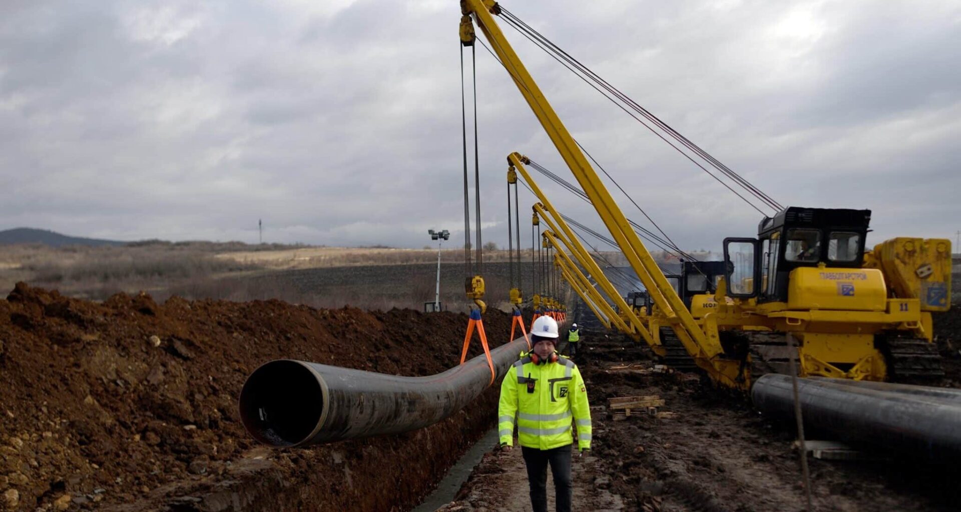 Serbia, Hungary Dismayed by EU Decision to End Russian Gas Imports