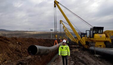 Serbia, Hungary Dismayed by EU Decision to End Russian Gas Imports