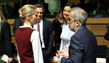 'No place for war criminals': EU foreign ministers walk fine line on Trump-Putin summit in Budapest