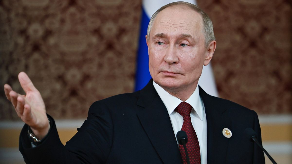 Can Putin, under sanctions and an arrest warrant, enter the European Union?