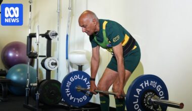 Man who turned to weightlifting for health now headed to powerlifting world championships at 82