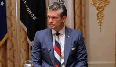 Was Pete Hegseth’s Tie Pro-Russia? JD Vance Says 'Maybe It’s America’s Colours' | US News