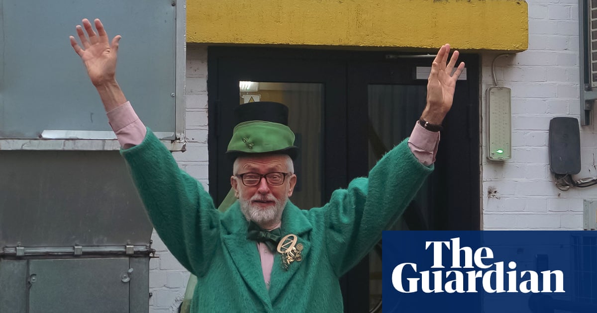 Jeremy Corbyn to appear in north London panto | Jeremy Corbyn