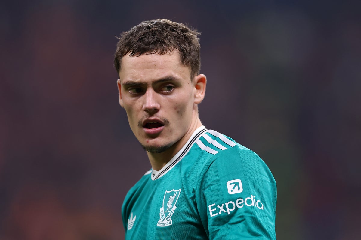 Jamie Carragher calls Liverpool a ‘mess’ and demands star player is dropped