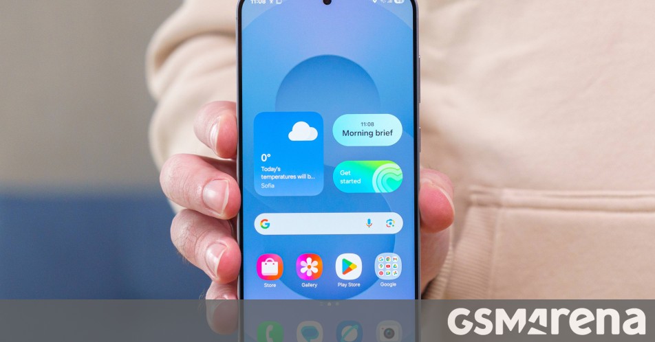 Samsung might launch the Galaxy S26+ after all