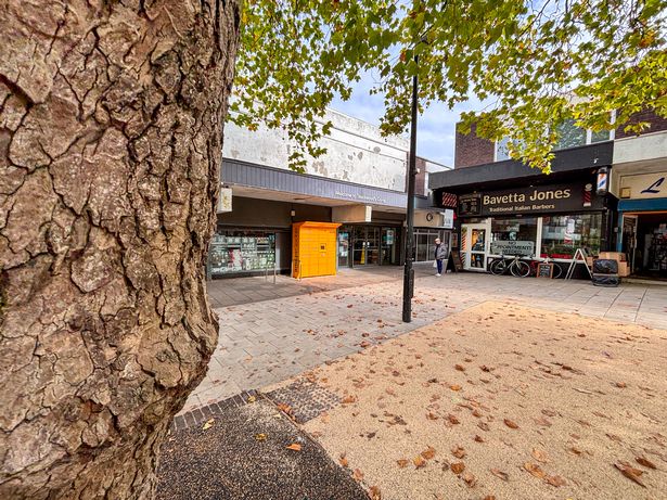 Stockwood shopping square