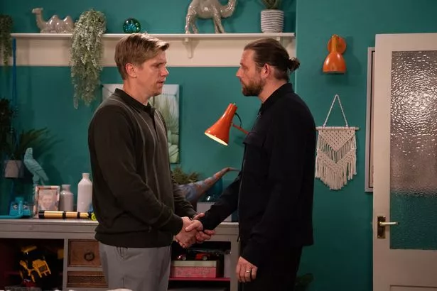 Emmerdale newcomer Kev made it clear that any enemy of Robert Sugden was an enemy of his