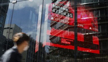 Political Surprises in Japan and France Catch Investors Off Guard