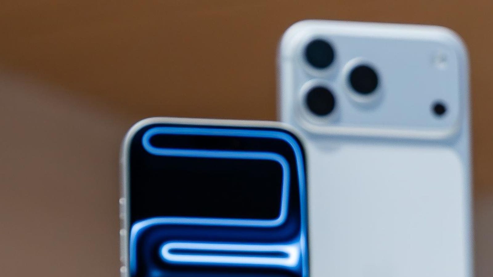 Apple’s Next iPhone Update Leaves Samsung Phones Behind
