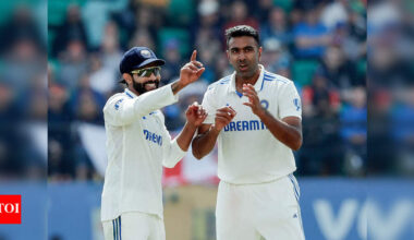 Ravindra Jadeja misses R Ashwin; spin legend gives witty reply - 'Jitna faayda hai ...' | Cricket News