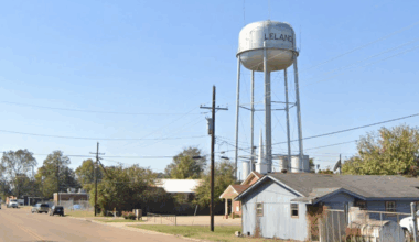Shooting at Mississippi homecoming football game leaves 4 dead and several others injured