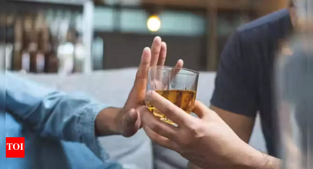 'Ozempic sober’: Study finds GLP-1 medications might change how our bodies handle alcohol, make us feel 'less drunk' |