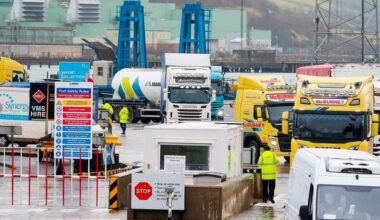 Stuart Machin: Belfast event hears M&S chief criticise ‘overbearing box-ticking’ post-Brexit checks