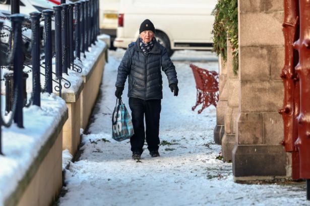 UK faces 24 hours of snow across ALL Home Nations with 2cm per hour falling