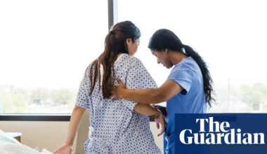 Thousands of new mothers in England readmitted to hospital after birth, figures show | Childbirth