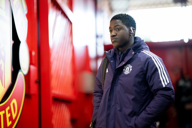 Kobbie Mainoo's current contract at Manchester United expires in 2027