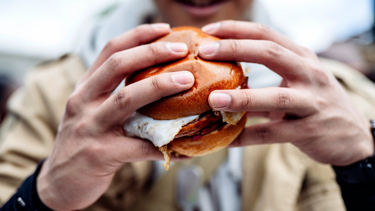 Food inflation forces restaurants to consider 31% price increases amid revealing survey