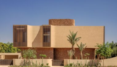 Villa VOL005 / Studio BO