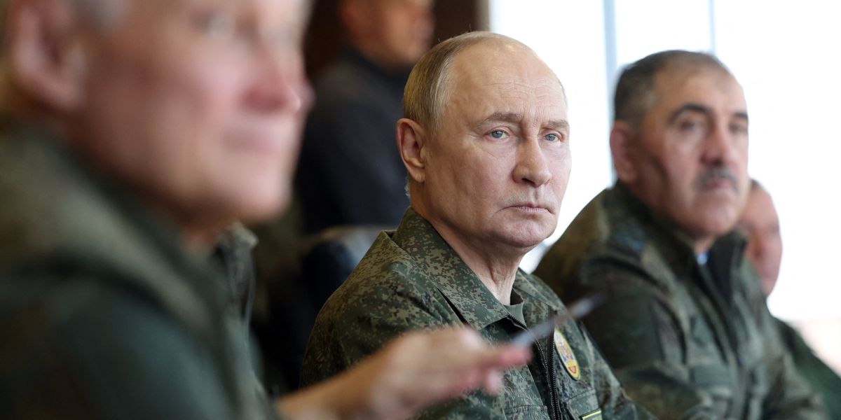 Vladimir Putin tests NEW 'invincible' nuclear weapon in 15-hour, 9,000-mile flight