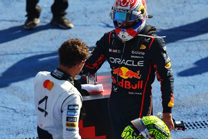 Lando Norris, McLaren, Max Verstappen, Red Bull Racing