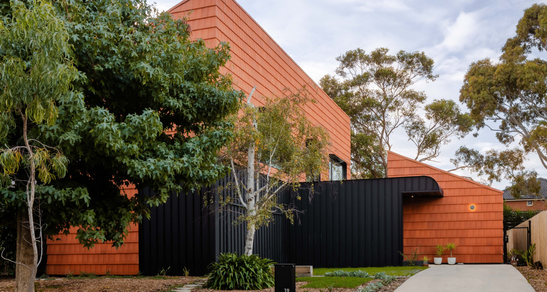 Mahogany House / R ARCHITECTURER